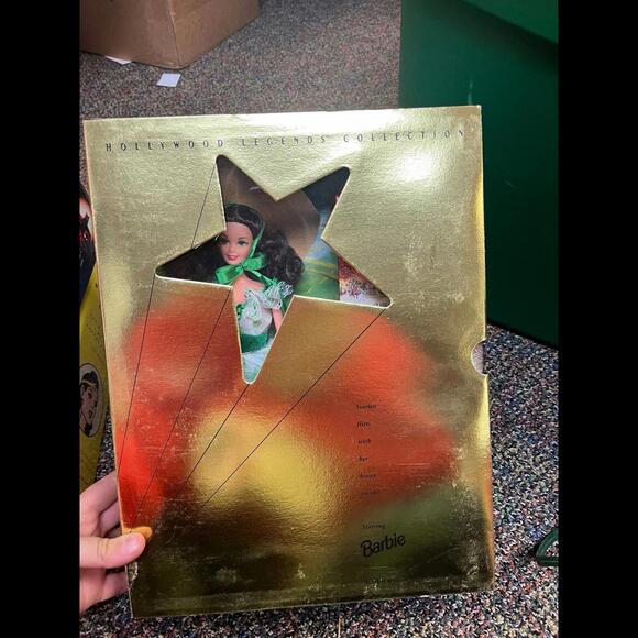 1994 GONE WITH THE WIND‎ HOLLYWOOD LEGENDS BARBIE SCARLETT O’HARA  WHITE DRESS - Picture 5 of 10